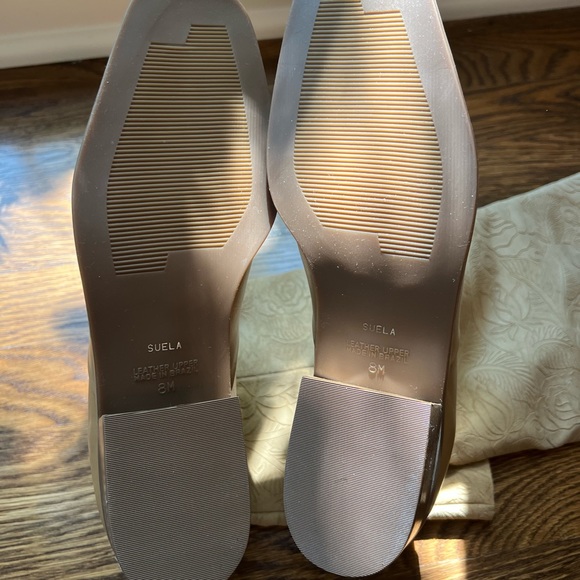 Markon size 8 leather/suede upper boho rose embossed suela boots. Never worn. - Picture 6 of 6